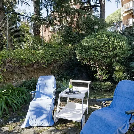 Portosole Roomy Garden Flat Apartment *