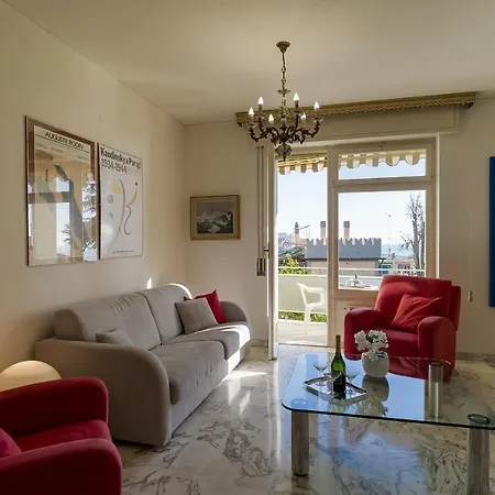 Portosole Roomy Garden Flat Διαμέρισμα Σαν Ρέμο