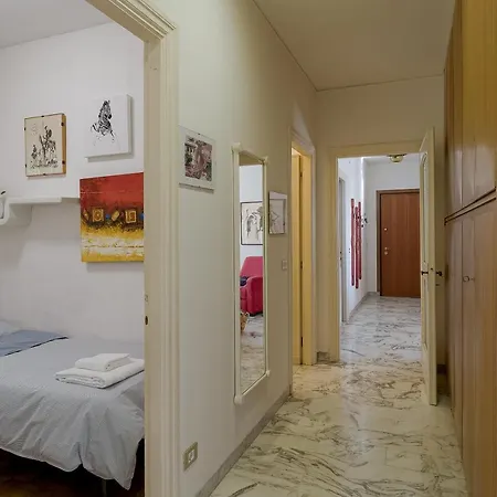 Portosole Roomy Garden Flat Διαμέρισμα *